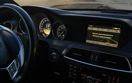 Mercedes-Benz C-Класс, 2011 год, 1 300 000 рублей, 12 фотография