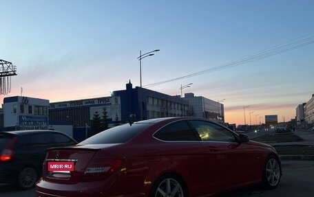 Mercedes-Benz C-Класс, 2011 год, 1 300 000 рублей, 7 фотография