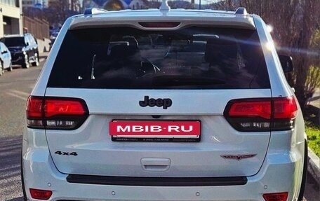 Jeep Grand Cherokee, 2017 год, 3 500 000 рублей, 6 фотография