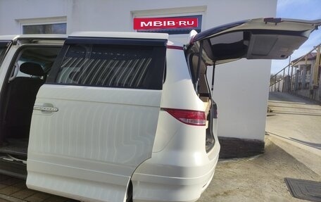 Honda Elysion I, 2006 год, 990 000 рублей, 18 фотография