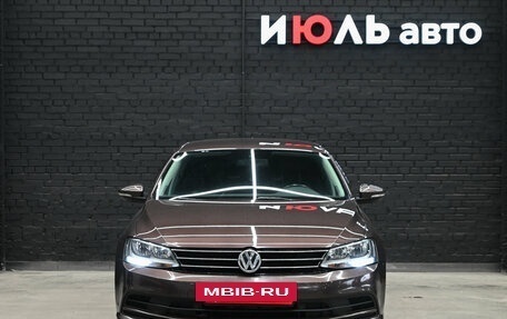 Volkswagen Jetta VI, 2016 год, 1 210 000 рублей, 2 фотография
