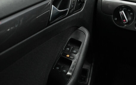 Volkswagen Jetta VI, 2016 год, 1 210 000 рублей, 14 фотография