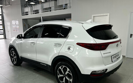 KIA Sportage IV рестайлинг, 2019 год, 2 590 000 рублей, 4 фотография