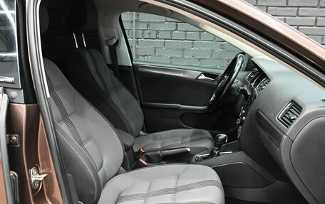 Volkswagen Jetta VI, 2016 год, 1 210 000 рублей, 12 фотография