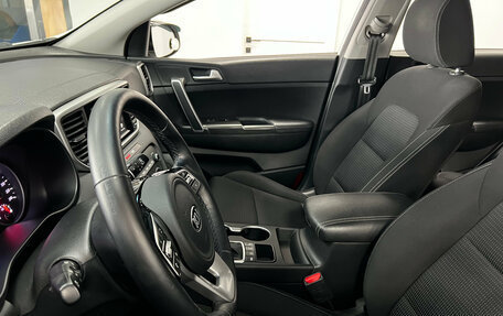 KIA Sportage IV рестайлинг, 2019 год, 2 590 000 рублей, 11 фотография