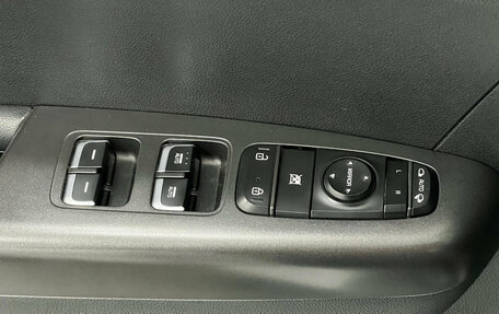 KIA Sportage IV рестайлинг, 2019 год, 2 590 000 рублей, 8 фотография