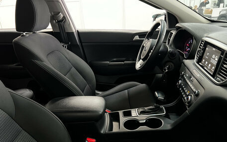 KIA Sportage IV рестайлинг, 2019 год, 2 590 000 рублей, 12 фотография