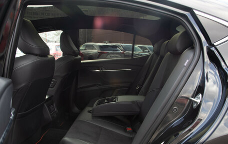 Toyota Camry, 2025 год, 3 788 000 рублей, 8 фотография