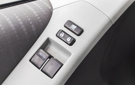 Toyota Yaris III рестайлинг, 2009 год, 549 000 рублей, 12 фотография