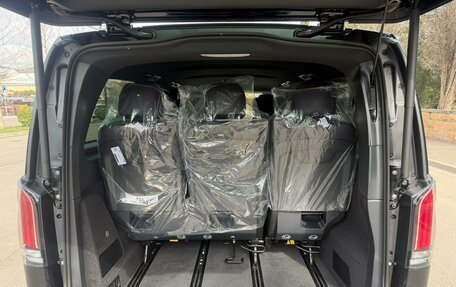 Mercedes-Benz V-Класс, 2026 год, 17 400 000 рублей, 2 фотография