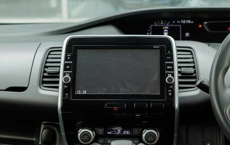 Nissan Serena IV, 2018 год, 1 890 000 рублей, 13 фотография