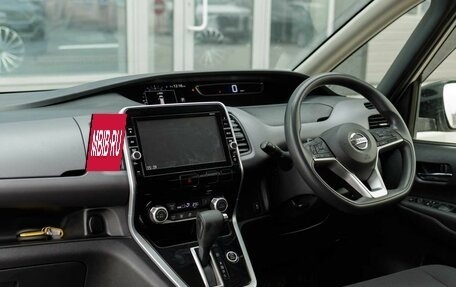 Nissan Serena IV, 2018 год, 1 890 000 рублей, 10 фотография