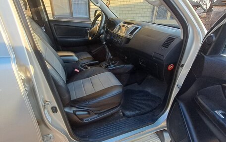 Toyota Hilux VII, 2014 год, 2 000 000 рублей, 5 фотография