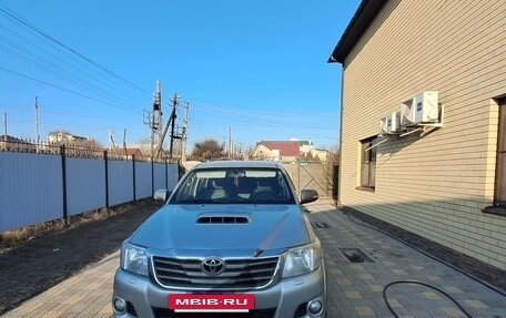 Toyota Hilux VII, 2014 год, 2 000 000 рублей, 9 фотография