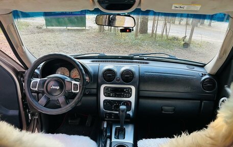 Jeep Cherokee, 2004 год, 1 050 000 рублей, 9 фотография