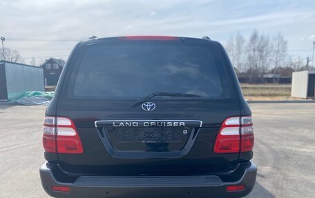 Toyota Land Cruiser 100 рестайлинг 2, 2003 год, 2 500 000 рублей, 12 фотография