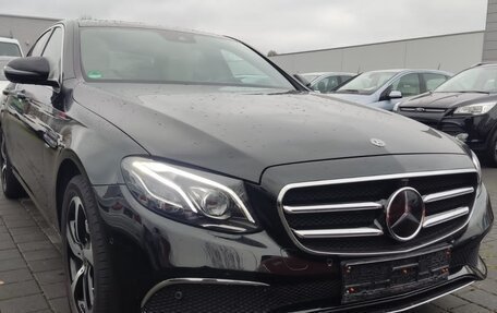 Mercedes-Benz E-Класс, 2020 год, 5 000 000 рублей, 9 фотография