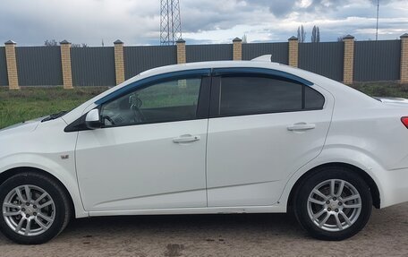 Chevrolet Aveo III, 2012 год, 500 000 рублей, 3 фотография