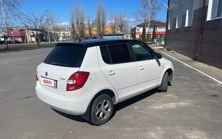Skoda Fabia II, 2013 год, 580 000 рублей, 3 фотография