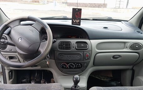 Renault Scenic III, 2001 год, 275 000 рублей, 33 фотография