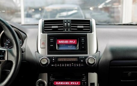 Toyota Land Cruiser Prado 150 рестайлинг 2, 2010 год, 3 250 000 рублей, 15 фотография