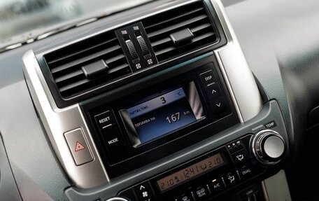 Toyota Land Cruiser Prado 150 рестайлинг 2, 2010 год, 3 250 000 рублей, 14 фотография