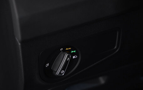 Volkswagen Tiguan II, 2021 год, 2 949 000 рублей, 17 фотография