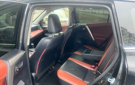 Toyota RAV4, 2013 год, 1 599 999 рублей, 5 фотография