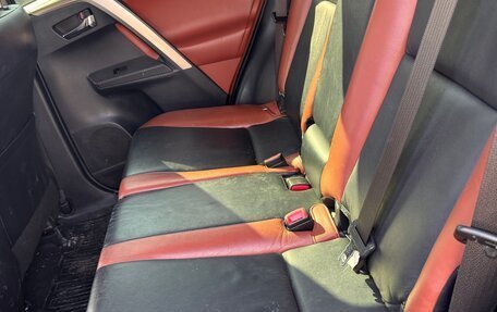 Toyota RAV4, 2013 год, 1 599 999 рублей, 9 фотография