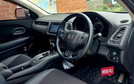 Honda Vezel, 2019 год, 1 900 000 рублей, 8 фотография