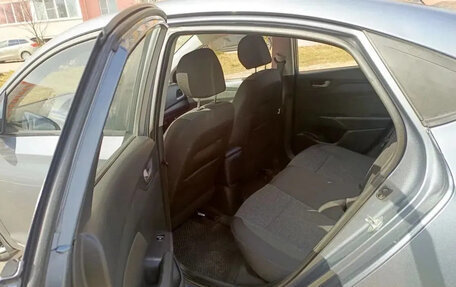 Hyundai Solaris II рестайлинг, 2017 год, 890 000 рублей, 2 фотография