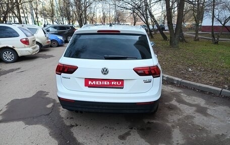 Volkswagen Tiguan II, 2017 год, 2 900 000 рублей, 4 фотография