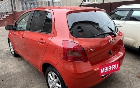 Toyota Yaris III рестайлинг, 2007 год, 450 000 рублей, 3 фотография