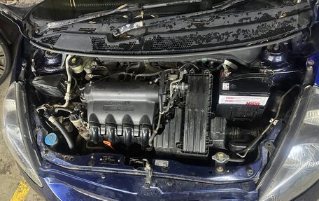 Honda Fit III, 2002 год, 150 000 рублей, 10 фотография