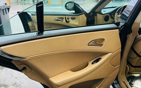 Mercedes-Benz CLS, 2005 год, 1 200 000 рублей, 4 фотография