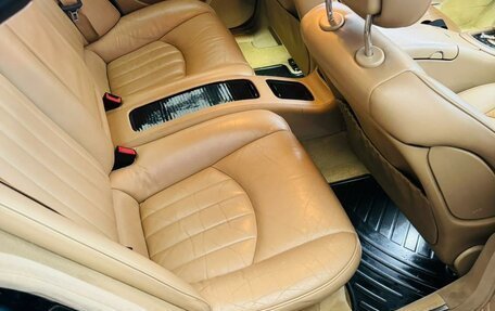 Mercedes-Benz CLS, 2005 год, 1 200 000 рублей, 10 фотография