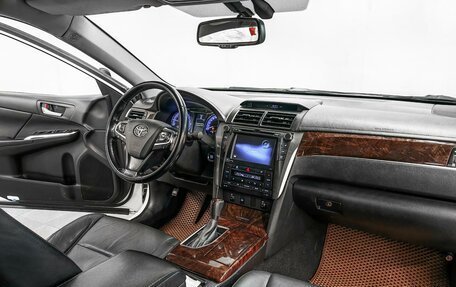 Toyota Camry, 2016 год, 2 120 000 рублей, 12 фотография