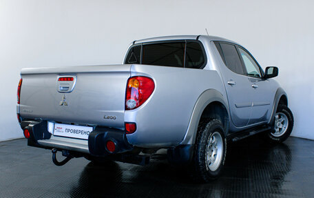 Mitsubishi L200 IV рестайлинг, 2014 год, 1 400 000 рублей, 7 фотография