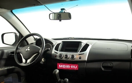 Mitsubishi L200 IV рестайлинг, 2014 год, 1 400 000 рублей, 17 фотография