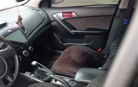 KIA Forte II, 2010 год, 880 000 рублей, 7 фотография