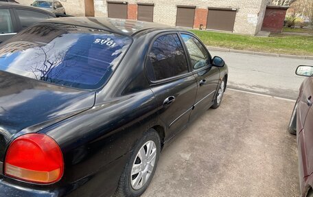 Hyundai Sonata IV рестайлинг, 2000 год, 135 000 рублей, 4 фотография