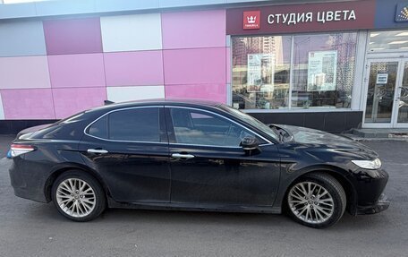 Toyota Camry, 2021 год, 3 000 000 рублей, 3 фотография