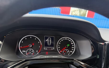 Volkswagen Polo VI (EU Market), 2021 год, 1 830 000 рублей, 4 фотография