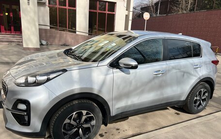 KIA Sportage IV рестайлинг, 2019 год, 2 300 000 рублей, 1 фотография