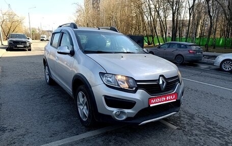 Renault Sandero II рестайлинг, 2017 год, 785 000 рублей, 1 фотография