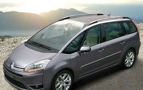 Citroen C4 Picasso II рестайлинг, 2010 год, 460 000 рублей, 1 фотография