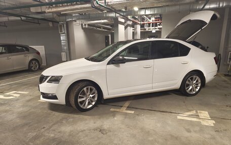 Skoda Octavia, 2017 год, 2 099 999 рублей, 31 фотография