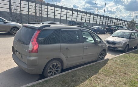 Citroen C4 Picasso II рестайлинг, 2010 год, 400 000 рублей, 3 фотография