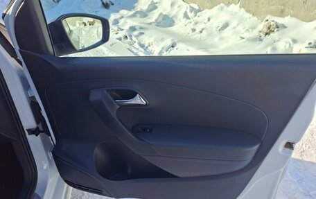 Volkswagen Polo VI (EU Market), 2017 год, 1 066 000 рублей, 15 фотография