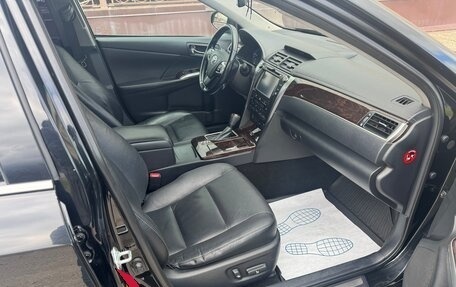 Toyota Camry, 2017 год, 1 680 000 рублей, 7 фотография